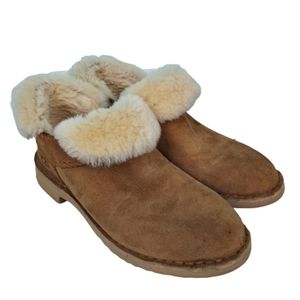 Ugg McKay water resistant ankle boots, women's size 8, tan